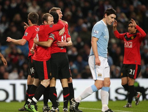 半场：拜仁1-1圣保利，格雷罗扳平，卡尔中柱，洪通吉破门+伤退（半场战报：拜仁1-1圣保利，卡尔中柱，洪通吉进球后伤退，格雷罗扳平）