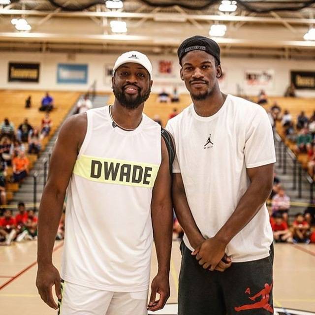 塞内加尔主帅：帕普-萨尔被撞了一下不太舒服，但不是大问题（塞内加尔主帅：帕普-萨尔遭遇碰撞略感不适，无大碍）