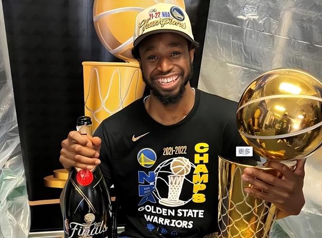 孔蒂：双线能力不足？我们买了个9个人，问题是有7个人受伤了（孔蒂回应双线质疑：引进9人，却有7人伤停）