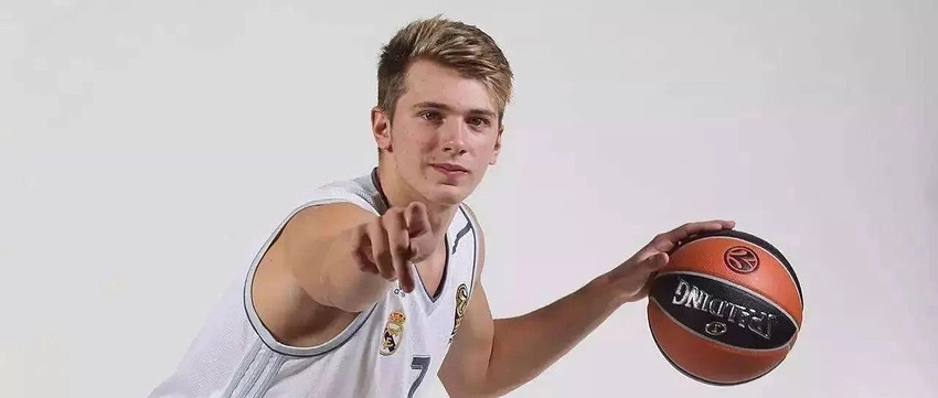 我又拥有新球衣啦！葡萄牙2026世界杯特别款球衣...（新战袍到手！葡萄牙2026世界杯特别版球衣）