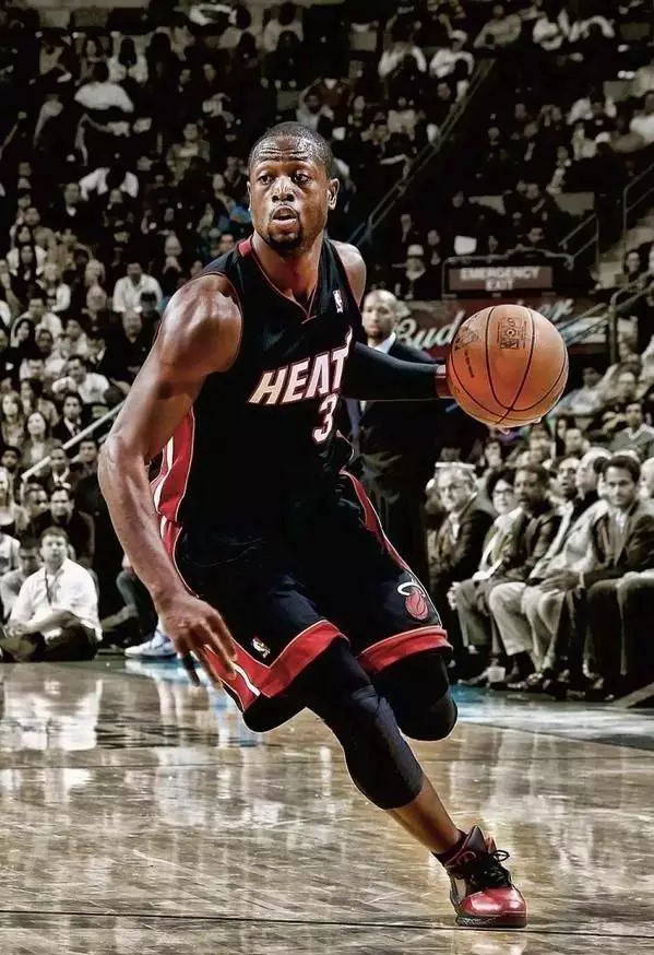 韦世豪：最后那个点球确实太牵强了；换个发型换个心情（韦世豪：末尾那次点球判罚过于牵强；换发型也换心情）