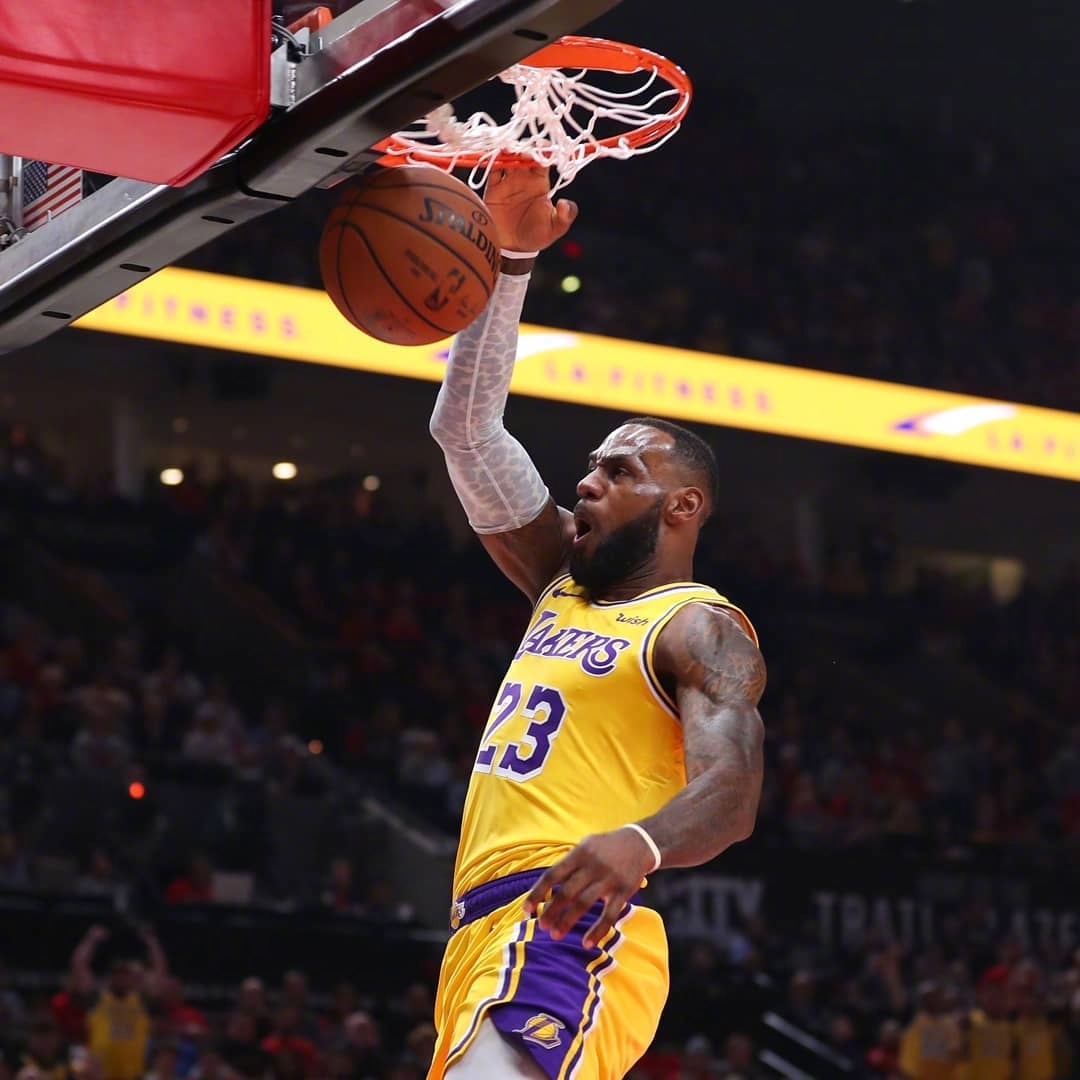 伯恩茅斯VS切尔西：黑马风暴对决蓝军豪门，活力球场生死博弈（伯恩茅斯对阵切尔西：黑马冲击蓝军豪门，活力球场上演生死之战）